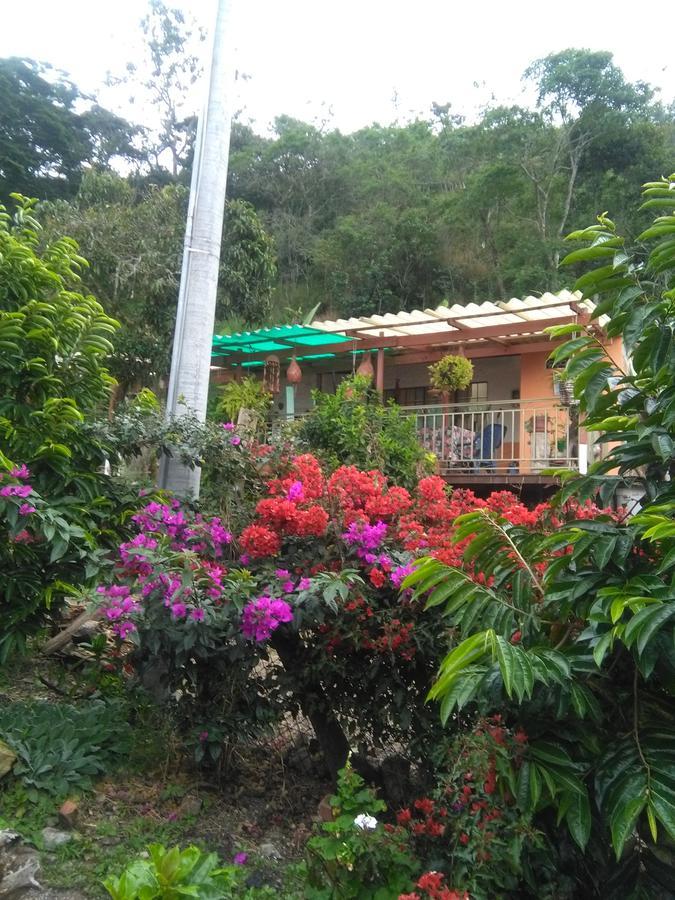 Casa Finca El Girasol Villa Guayabal de Siquima Bagian luar foto